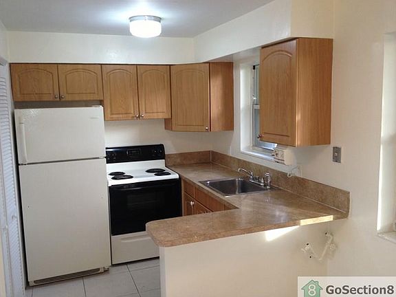 5th image of 5270 SW 90th Way #1