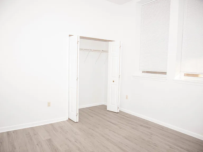 33 E Park St — Photo 8