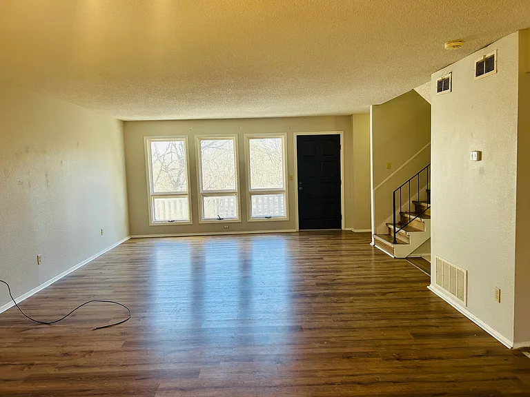 17 Dogwood Dr — Photo 35