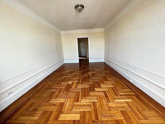 2nd image of 2745 Matthews Ave #3