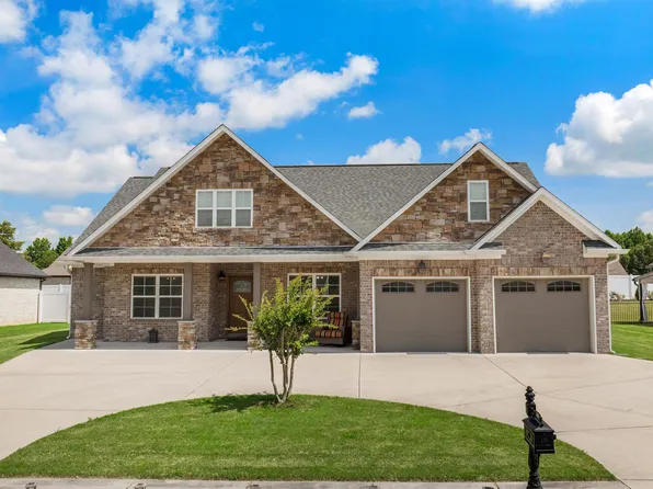 49 Gala St, Rainsville, AL 35986