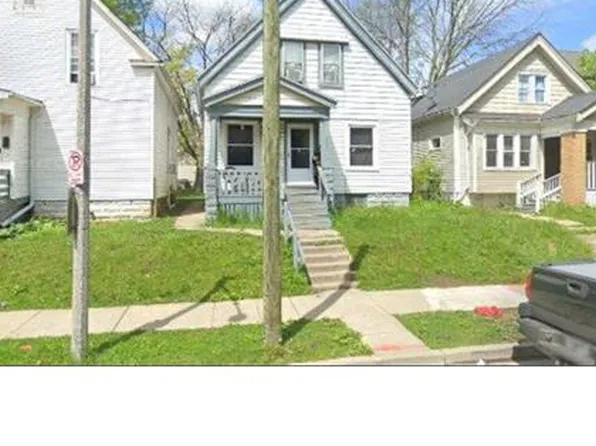 2535 N 37th St, Milwaukee, WI 53210
