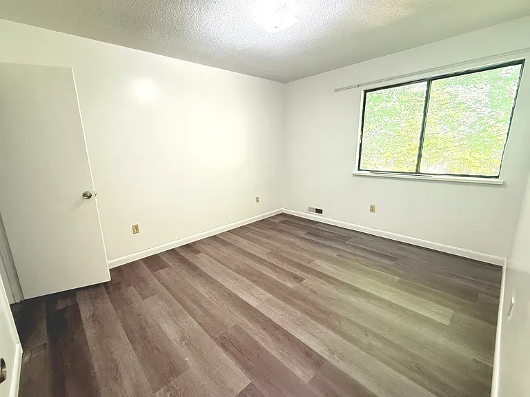 9 Jewett St #11 — Photo 7