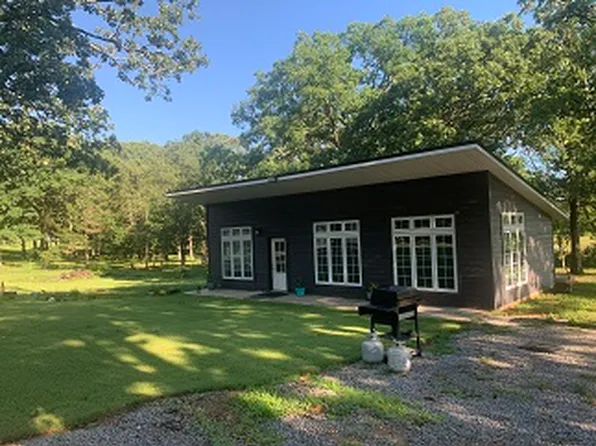 681 County Road 160 E #8, Doniphan, MO 63935