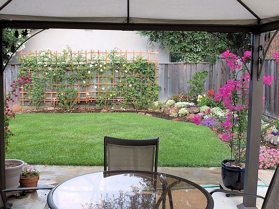 dining al fresco