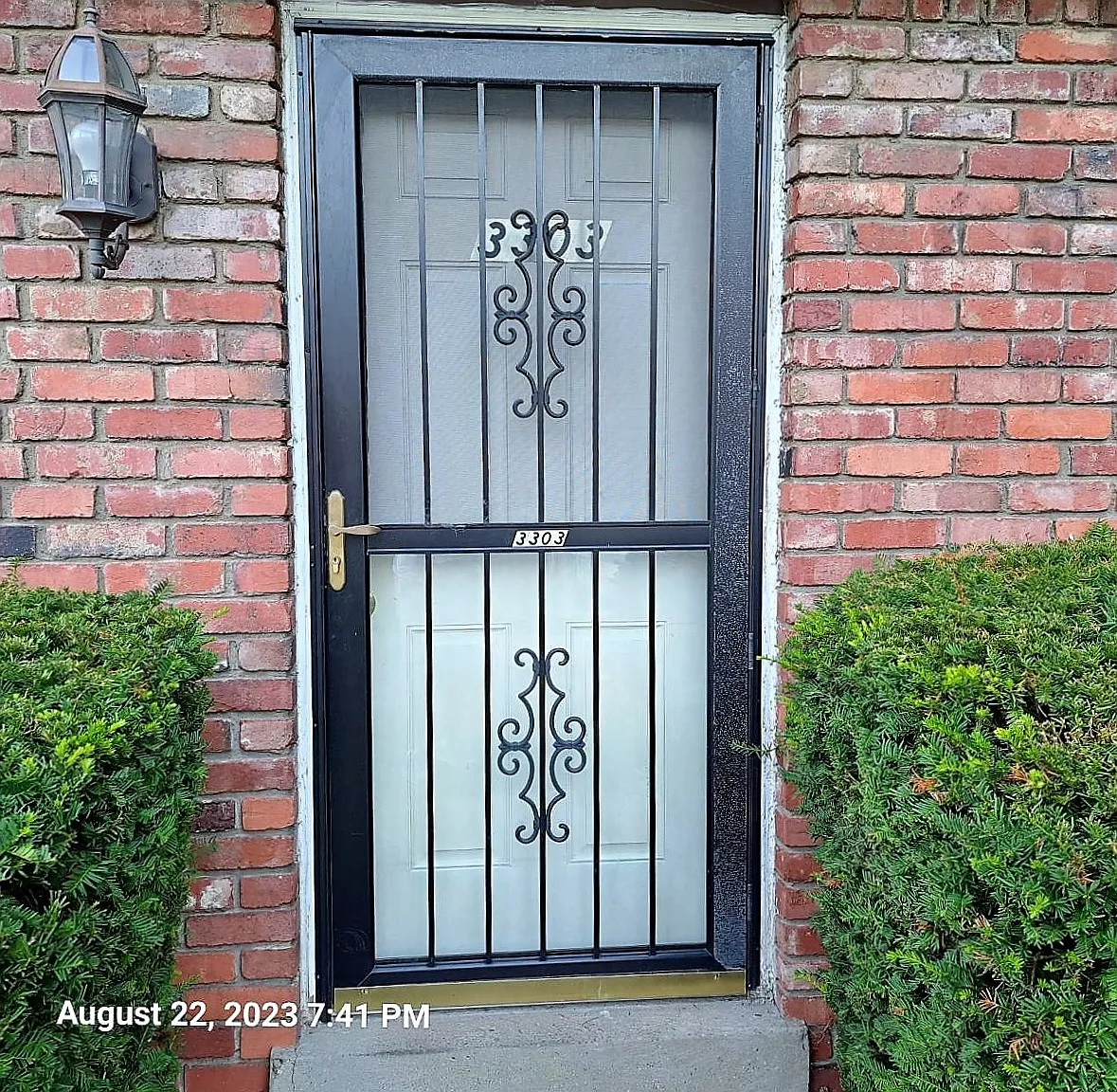 2 bed, $1,365 — Photo 2