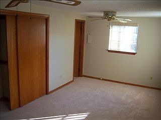 2nd image of 2200 S Sunnylane Rd
