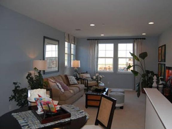 3rd floor huge bonus room