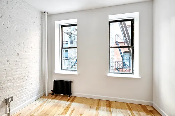 Rented by Compass | media 9