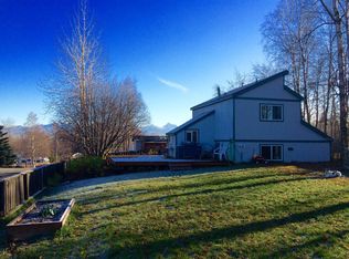 8212 Seacliff St, Anchorage, AK 99502