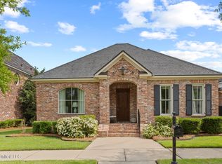 150 Harper St, Ridgeland, MS 39157