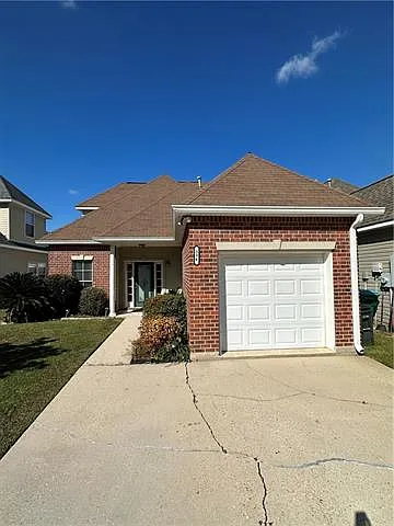 336 Lismore Ln — Photo 2