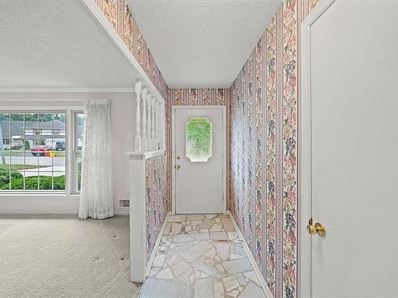3rd image of 4326 S Cromwell Dr