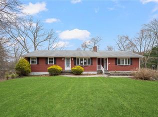 42 Ledge Rd, Coventry, RI 02816