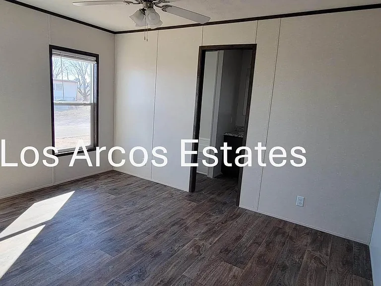 650 E Busby Dr #A — Photo 5