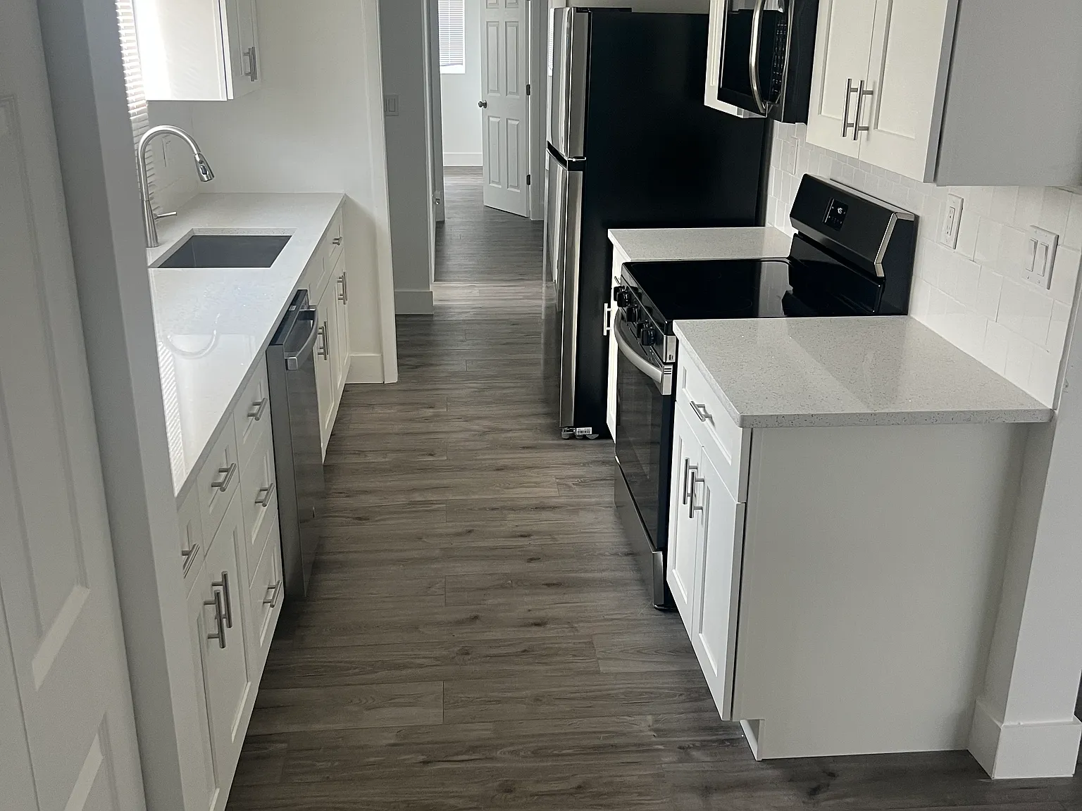 3 bed, 1176 sqft, $2,750 — Photo 4