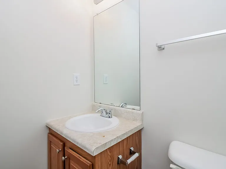 604 Mohawk Cir — Photo 17