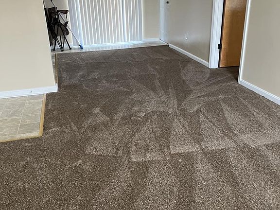 4th image of 2926 Crockett Ct APT 2