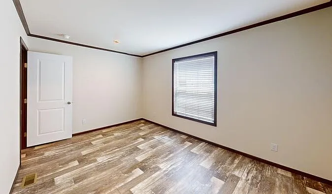 109 American Ave — Photo 5