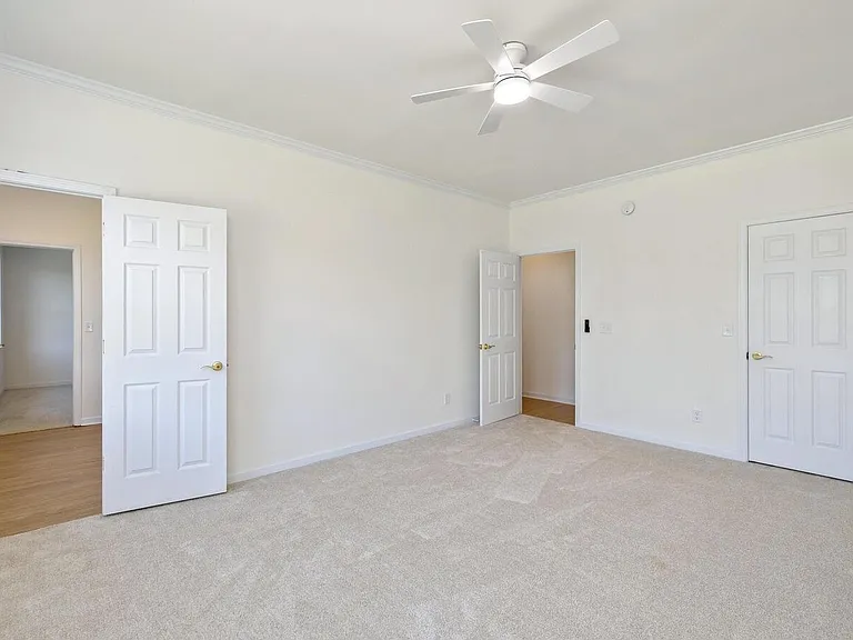 2090-4 Bridge Ct — Photo 29