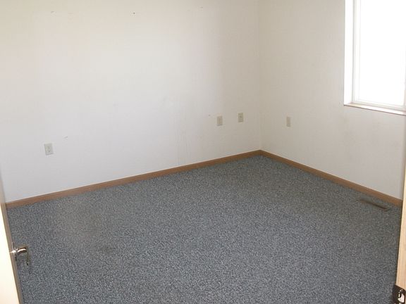 4th image of 6784 W Elmwood Dr