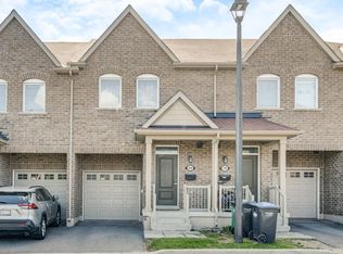 50 Edinburgh Dr #69, Brampton, ON L6Y 1N9