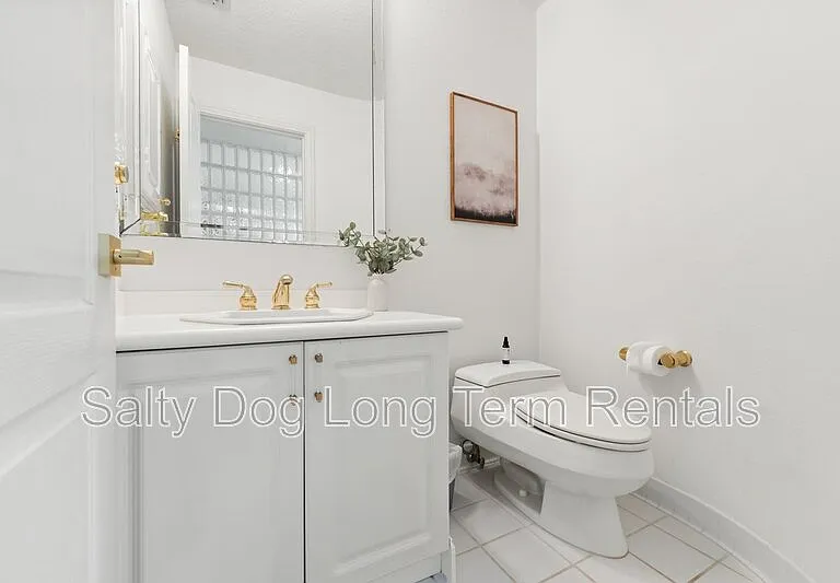 626-1 Riverside Dr — Photo 27