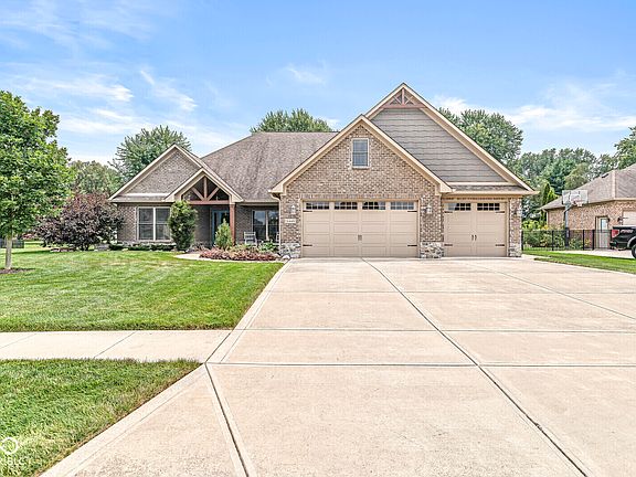 3rd image of 5445 Discovery Dr