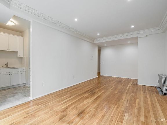 4th image of 560 Ofarrell St #540-101