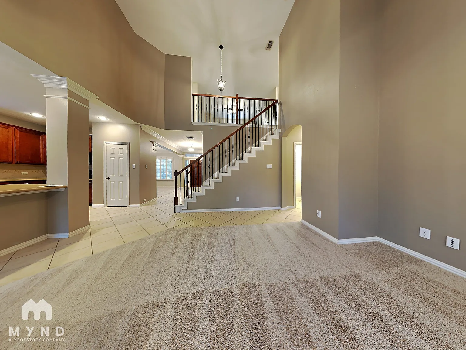 4 bed, 3.5 bath, 2751 sqft, $2,475 — Photo 2