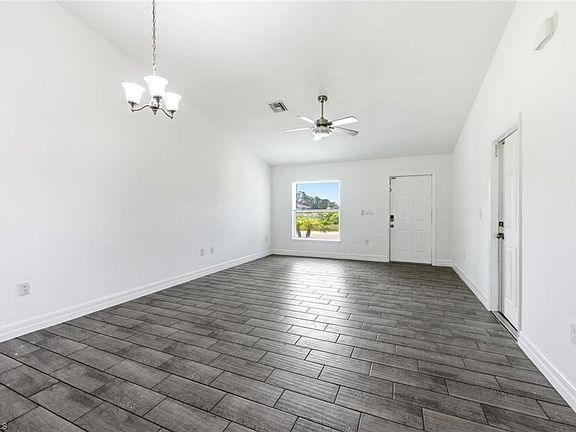 3rd image of 2308/2310 Haviland AVE S
