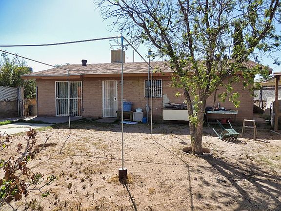 3rd image of 8769 Plains Dr