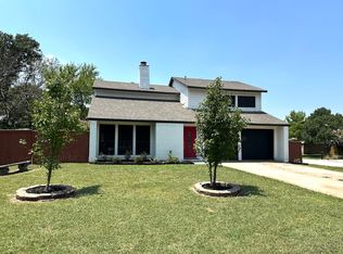 1237 Sterling Ln, Grapevine, TX 76051