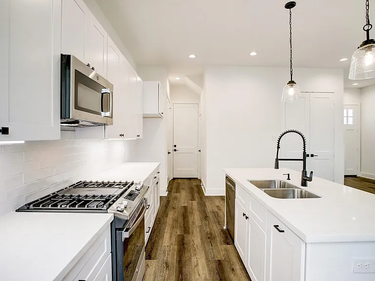 1220 McNeil St — Photo 5