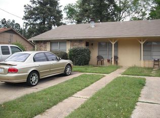 1725 Clearwood Dr, Longview, TX 75604