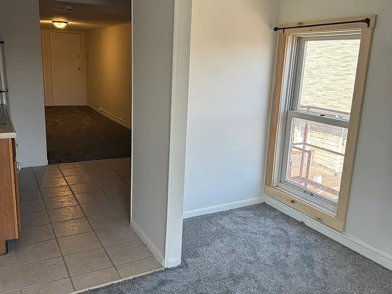 1348 Main St #6 — Photo 5
