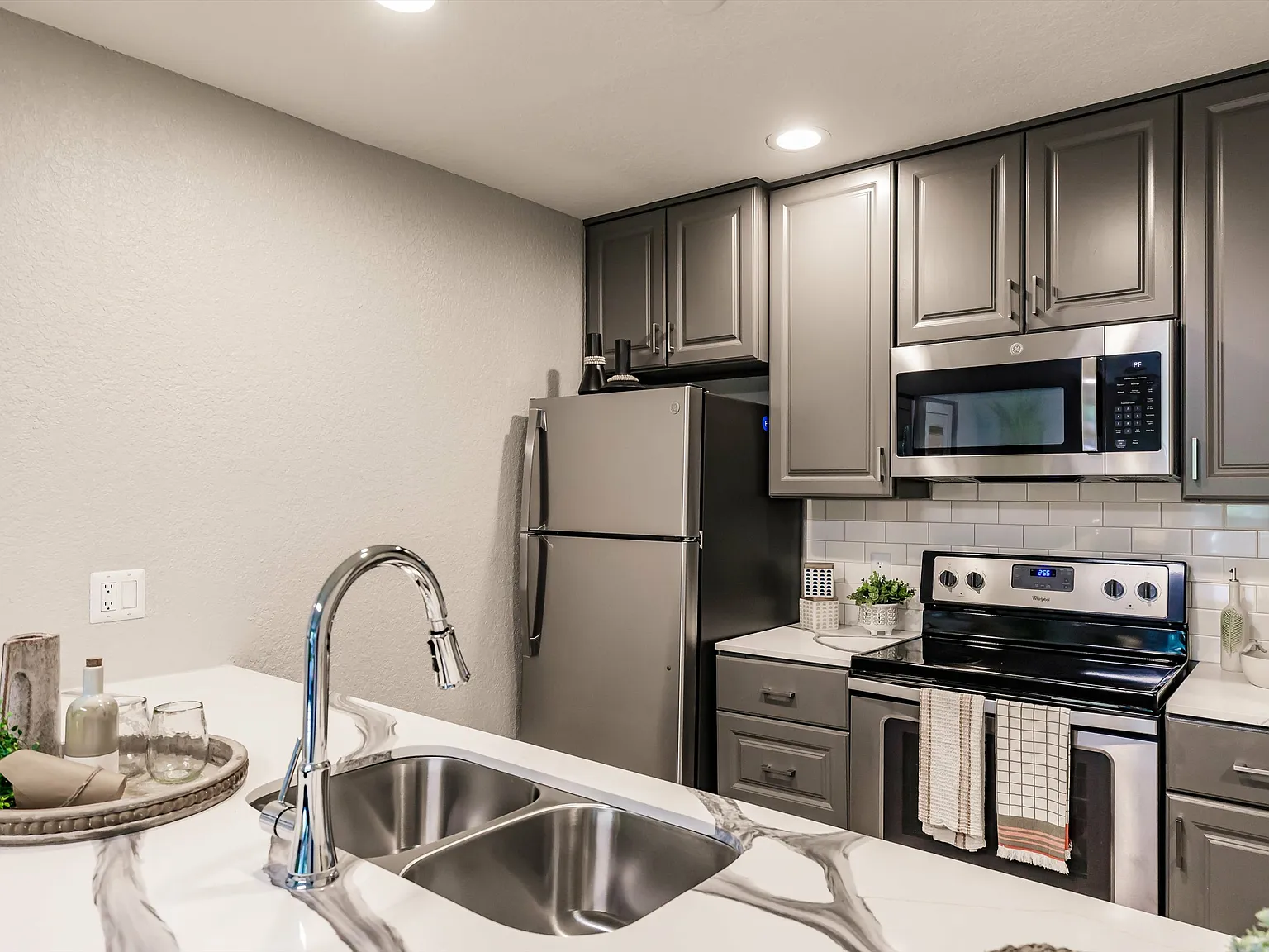 The Marino Apartments — Photo 2