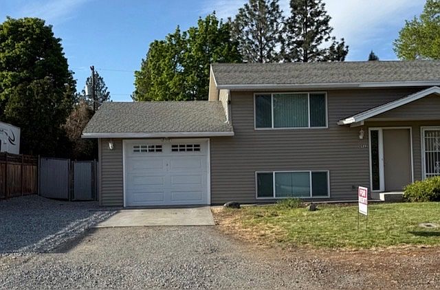 1st image of 10922 E 15th Ave