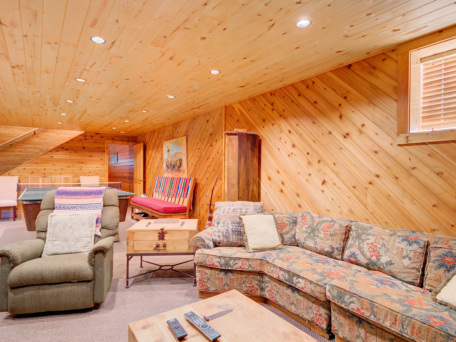 3 bed, 2000 sqft, $3,000 — Photo 4