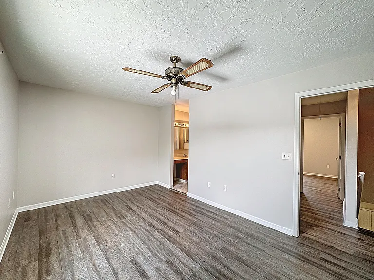 287 Nottingham Pl — Photo 17
