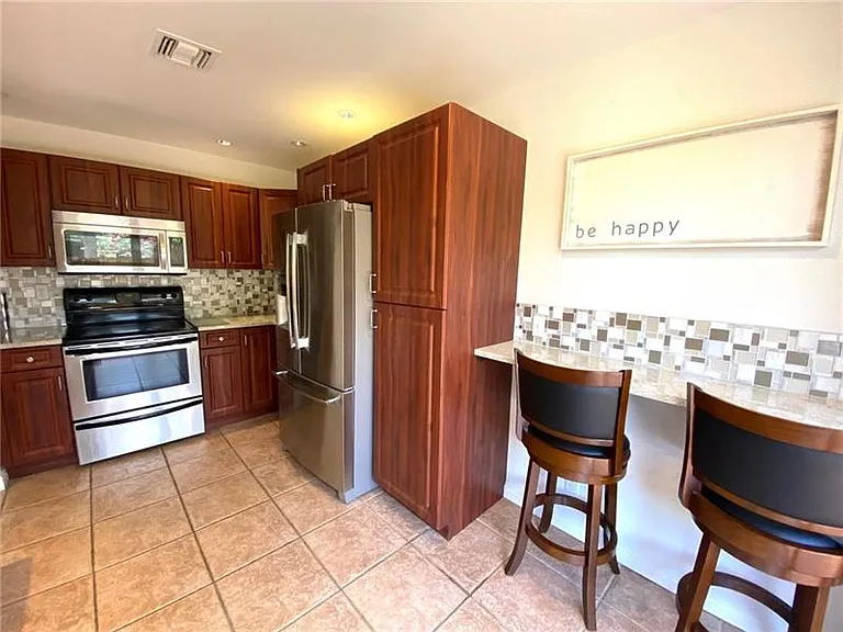 5705 Fox Hollow Dr — Photo 105