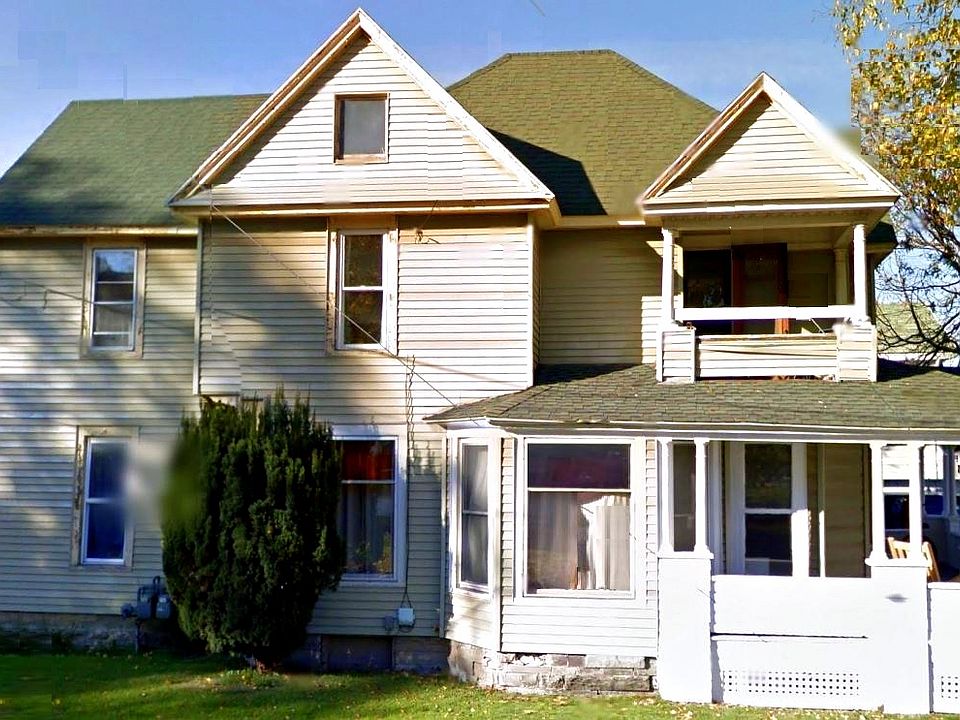 Side porch/ balcony deck