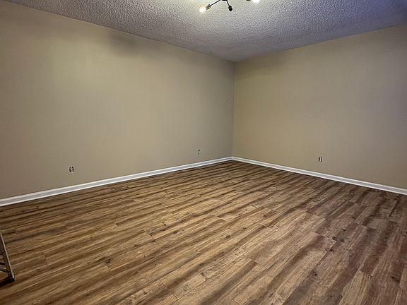 2nd image of 217 Alfred Ave SE