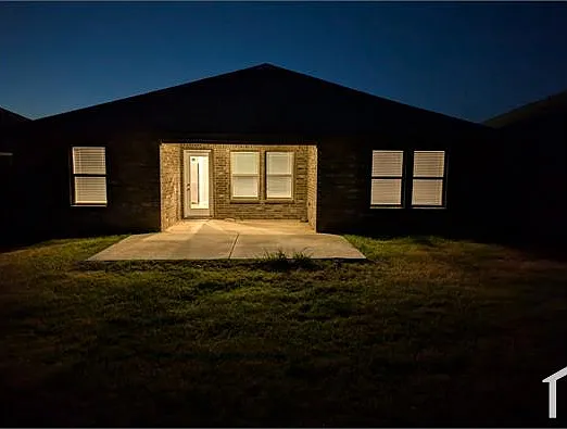 2124 Tulipwood Dr — Photo 6