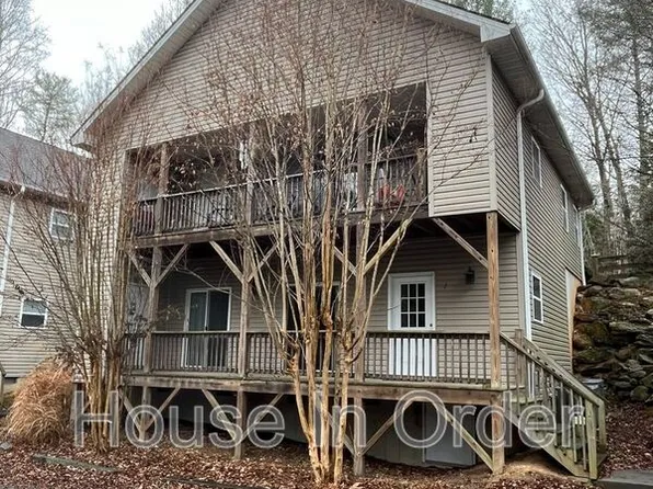 15-1 Howards Row Pl, Asheville, NC 28805