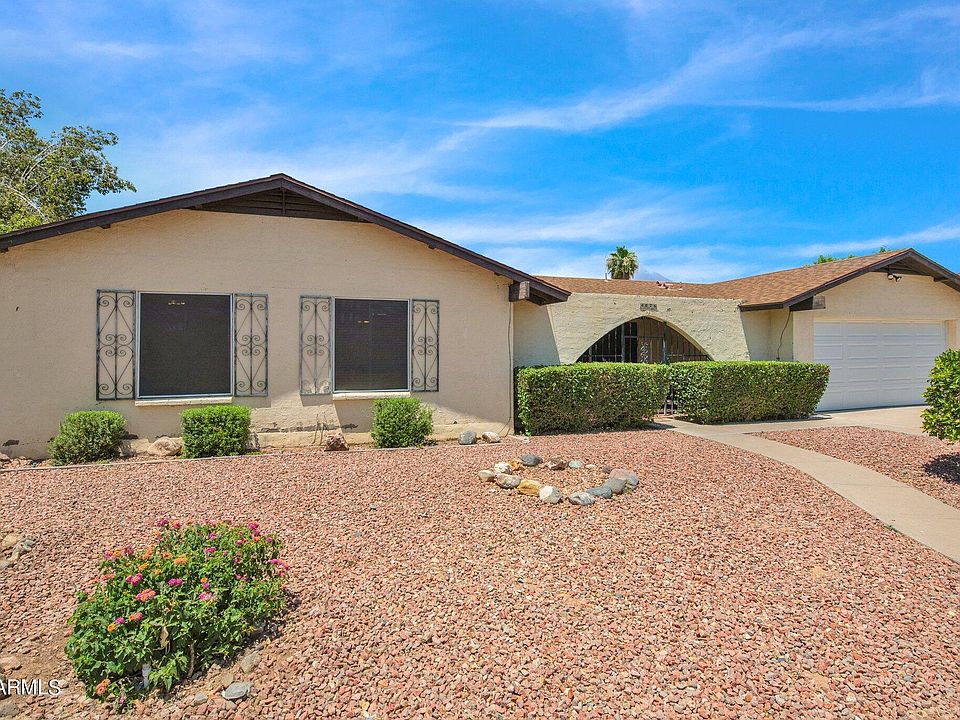 1st image of 4026 W Meadow Drive