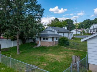 1016 E Pleasant Valley Blvd, Altoona, PA 16602