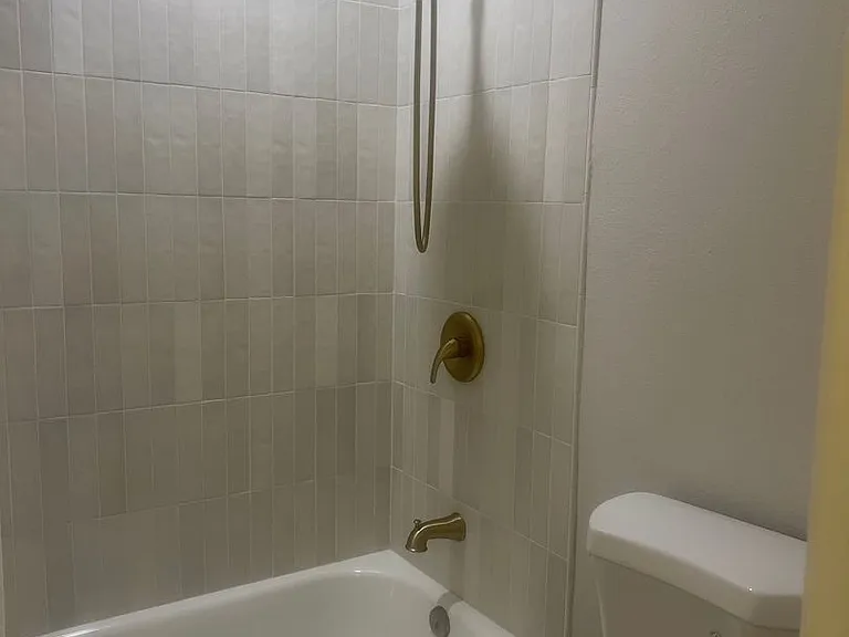 6675 Linda Vista Rd — Photo 17