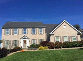 8302 Sharalyn Dr, Bridgeville, PA 15017