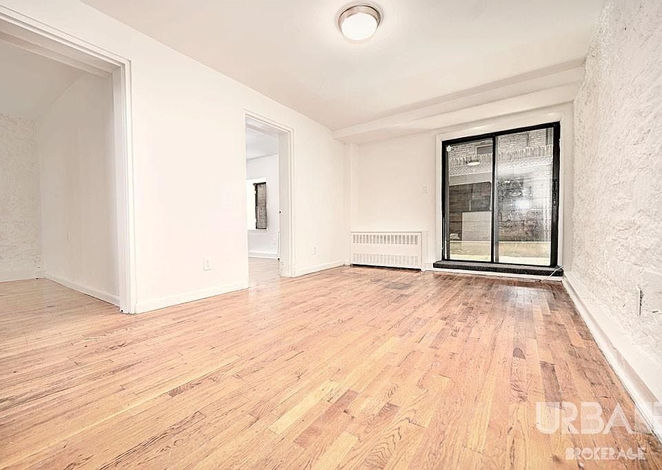 1st image of 35 Grove St APT Gm